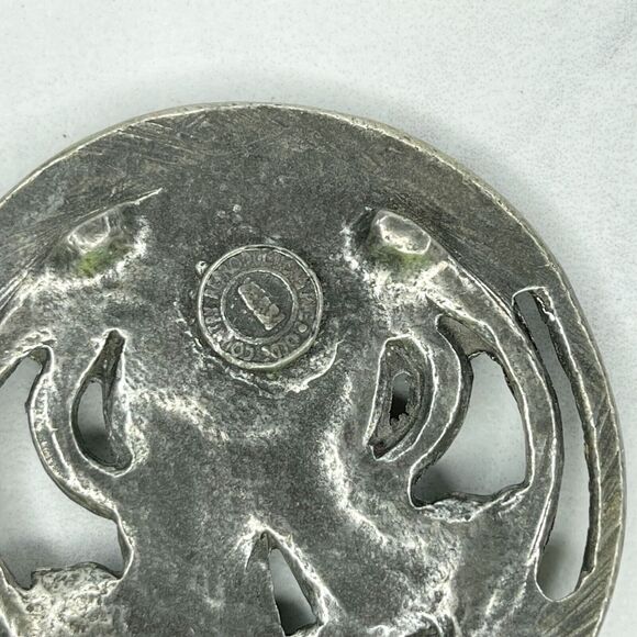 Olde Country Reproductions Small Pewter Heart Bow Flower Footed Trivet - Picture 6 of 11